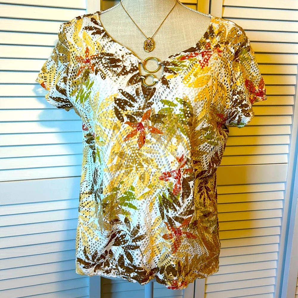Hearts of Palm crochet top. Medium